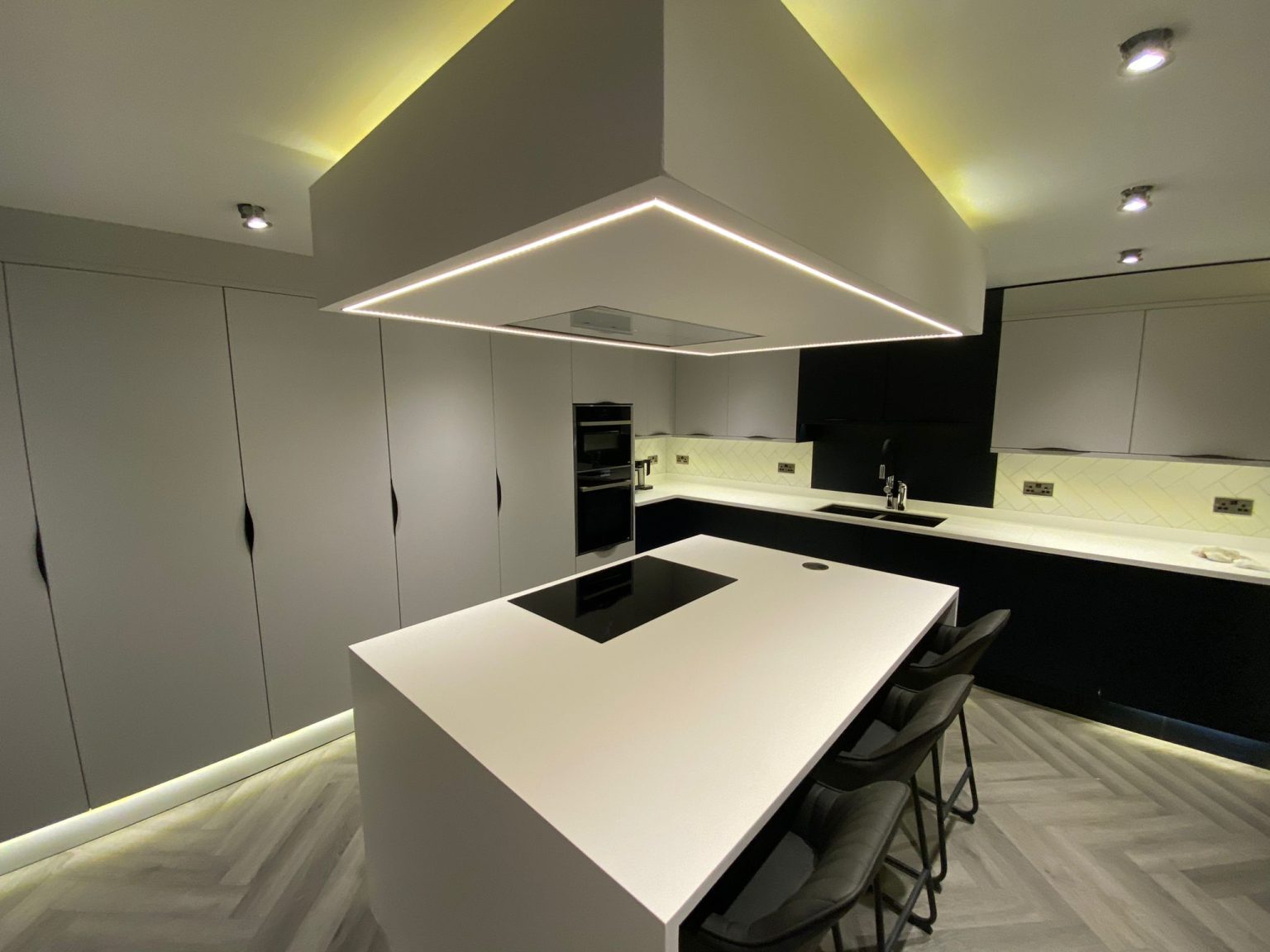 Corian Glacier White