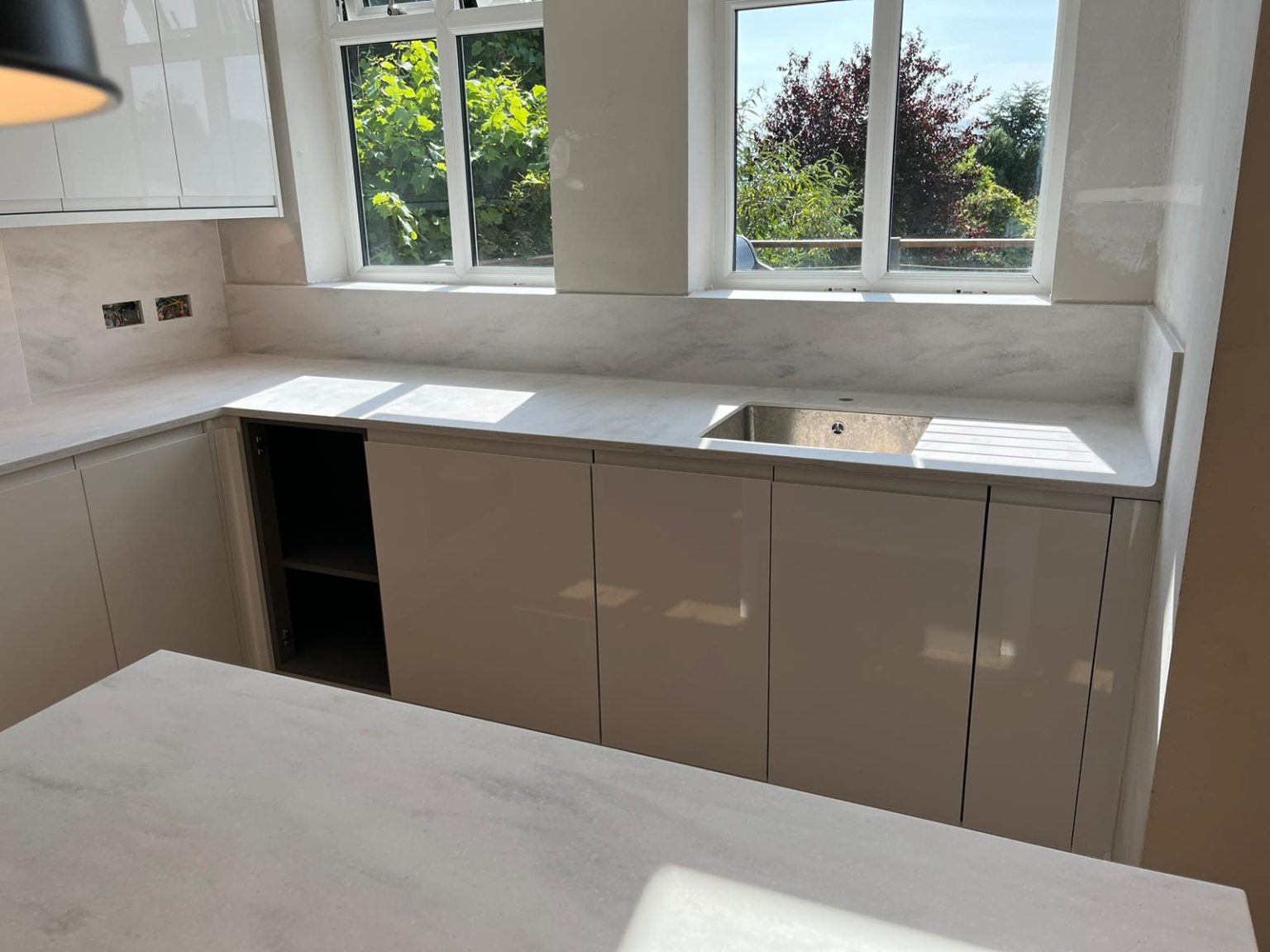 Corian Rain Cloud